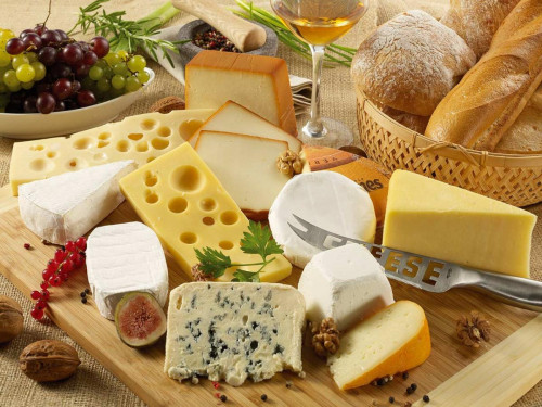 A nagy sajt lexikon – A rúzsozástól a lyukakon át a 